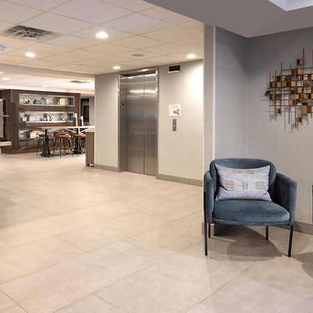 Holiday Inn Express South Burlington - Downtown By Ihg Esterno foto