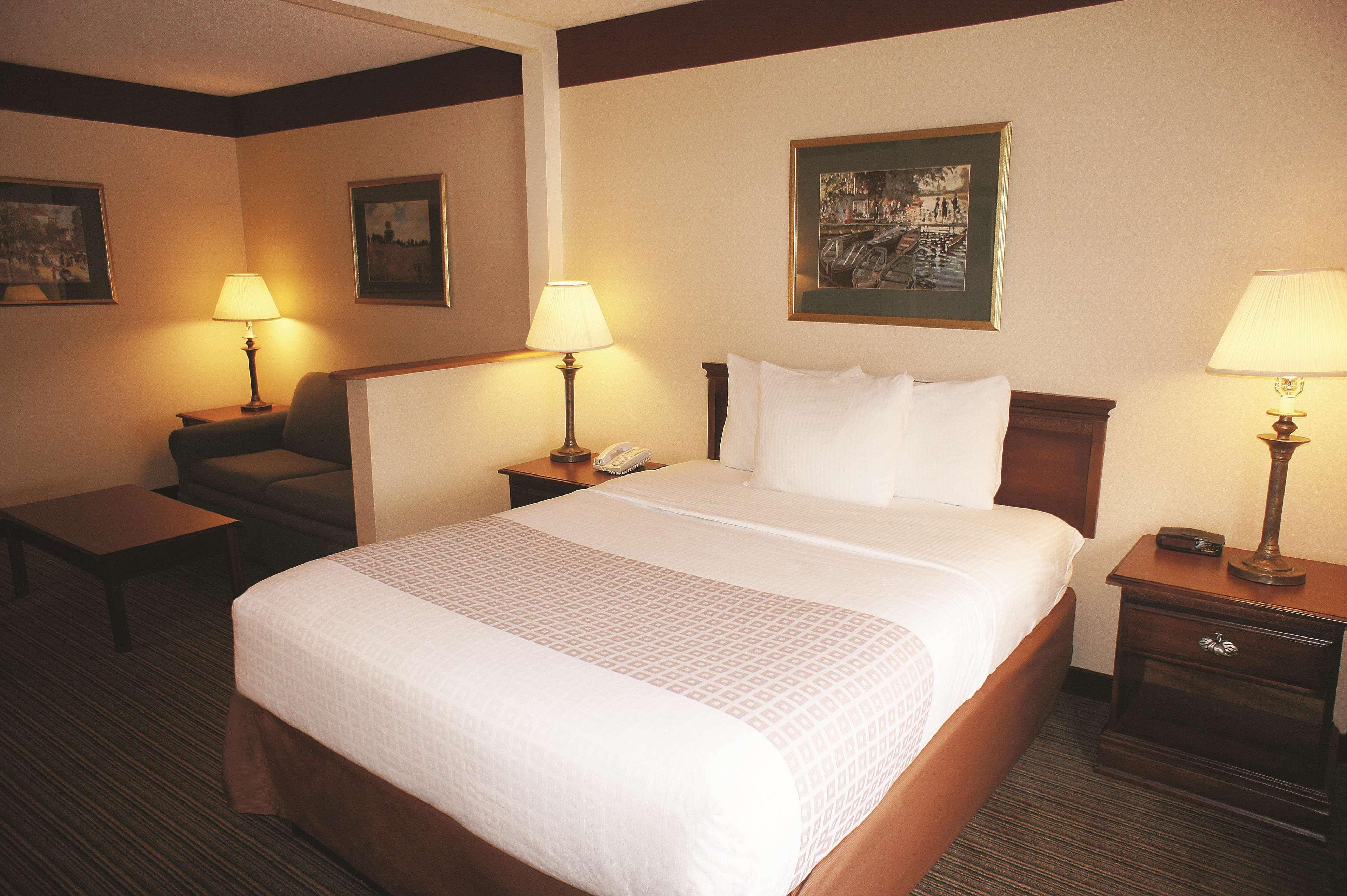 Holiday Inn Express South Burlington - Downtown By Ihg Esterno foto