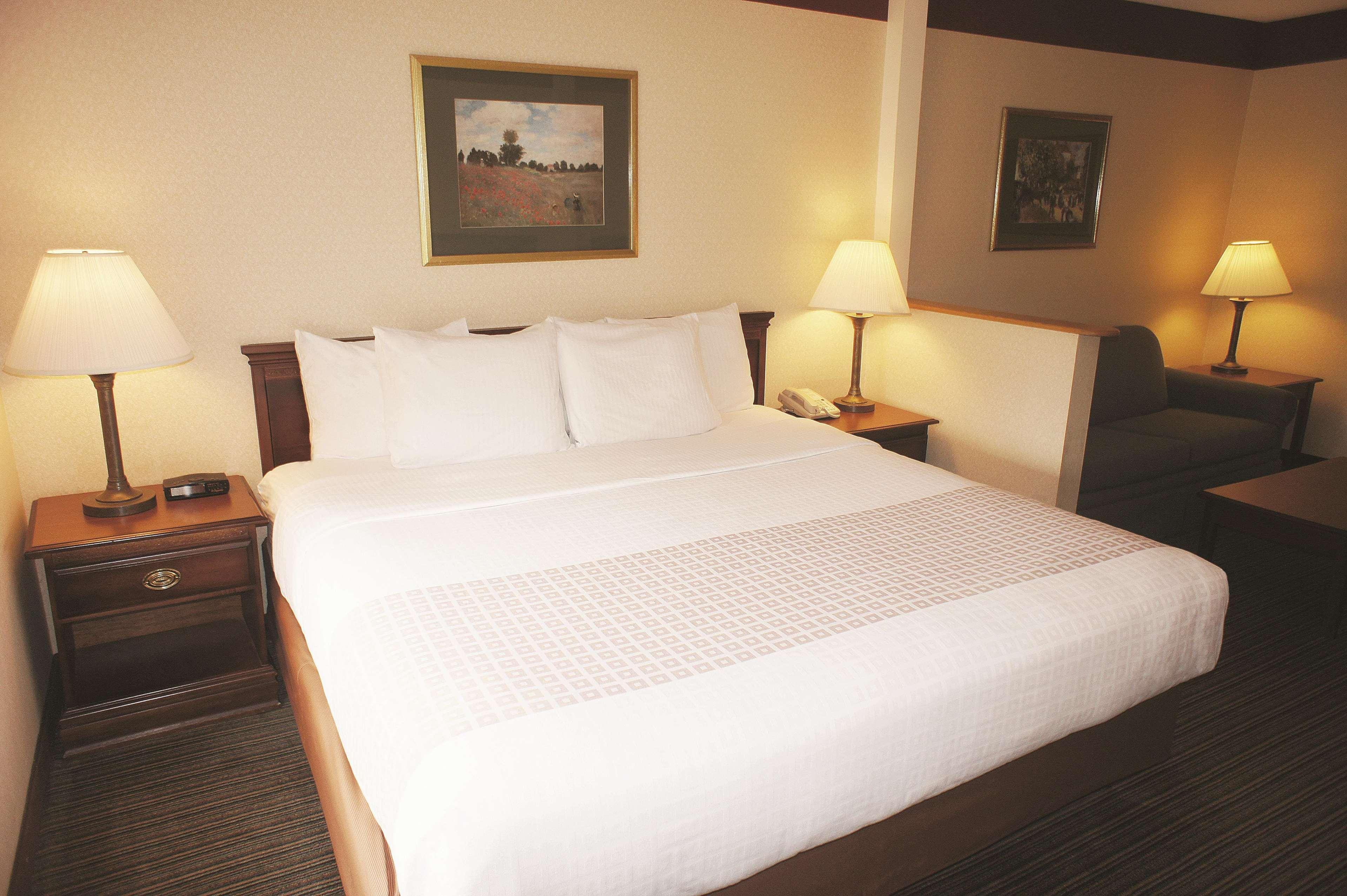 Holiday Inn Express South Burlington - Downtown By Ihg Esterno foto