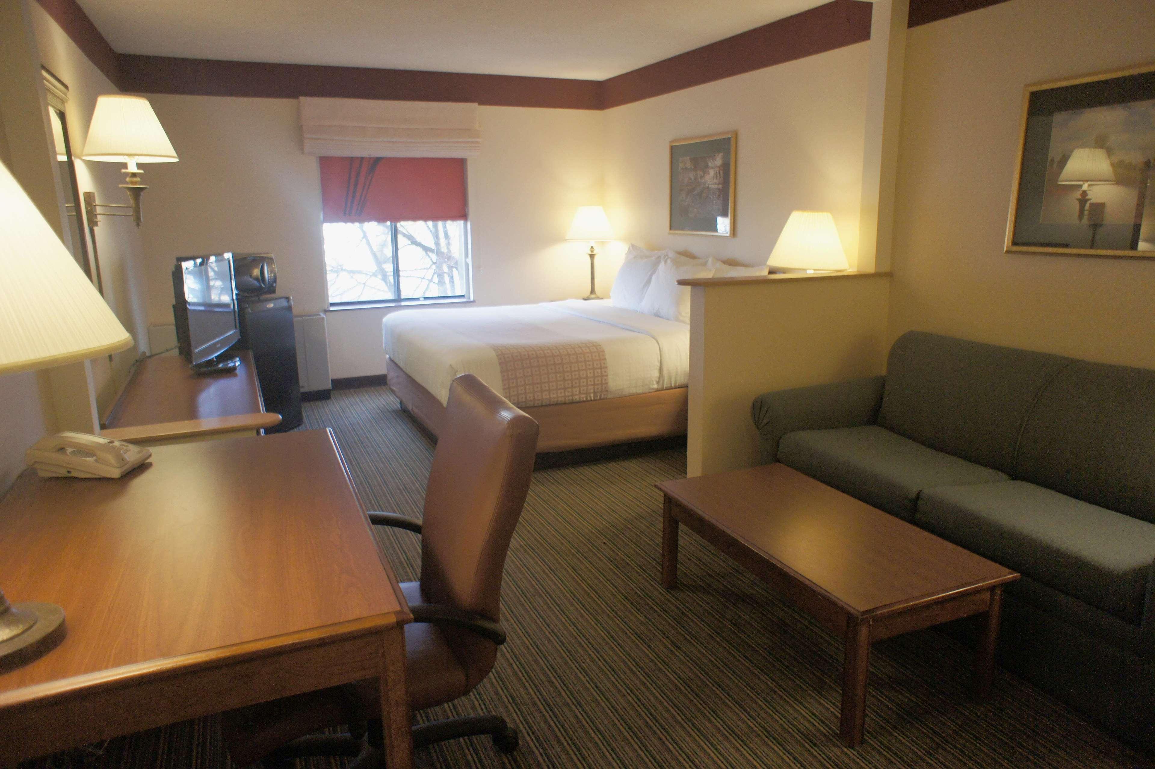 Holiday Inn Express South Burlington - Downtown By Ihg Esterno foto