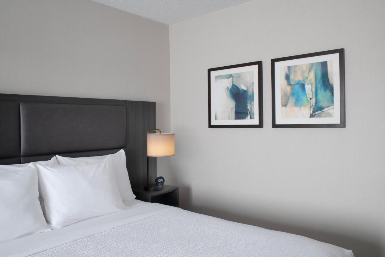 Holiday Inn Express South Burlington - Downtown By Ihg Esterno foto