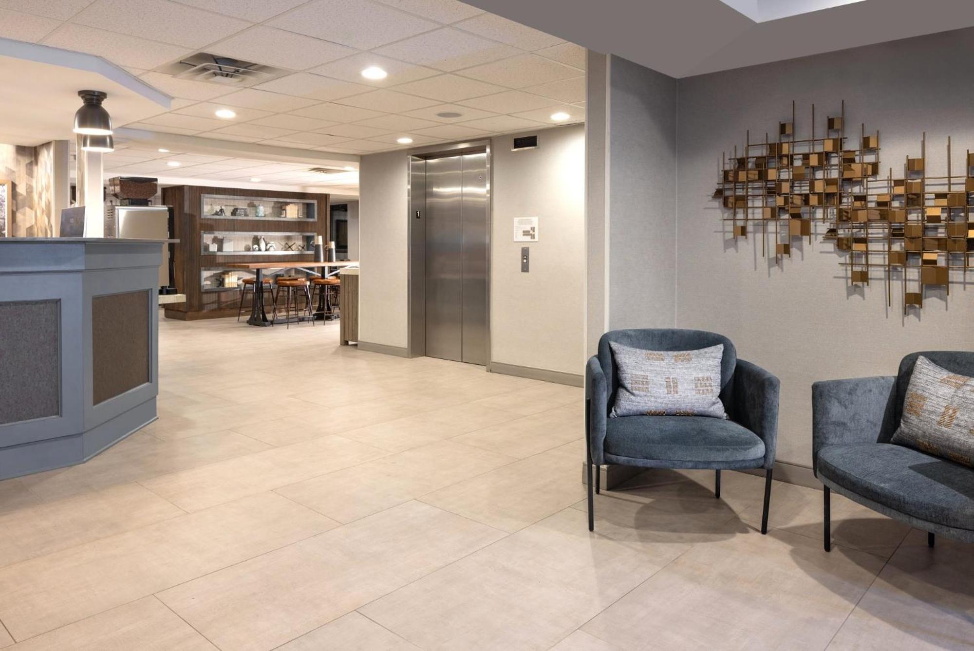 Holiday Inn Express South Burlington - Downtown By Ihg Esterno foto